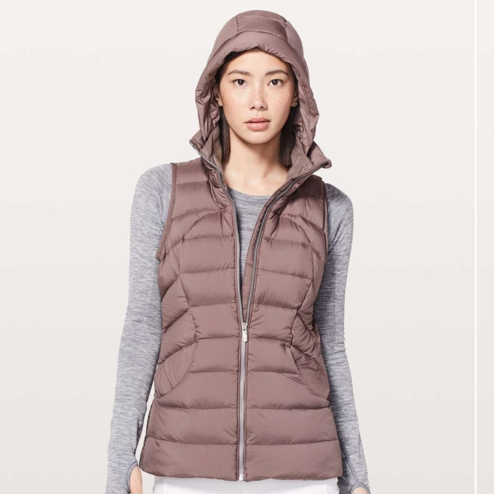 Lululemon pack it down Vest in mauve stone EUC size 8